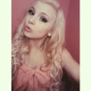 Meet your Posher, Cassandra